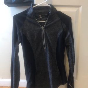 Black and gray Lululemon Quarter Zip